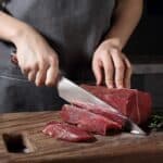 Vlijmscherp Japans Koksmes snijdt Vlees